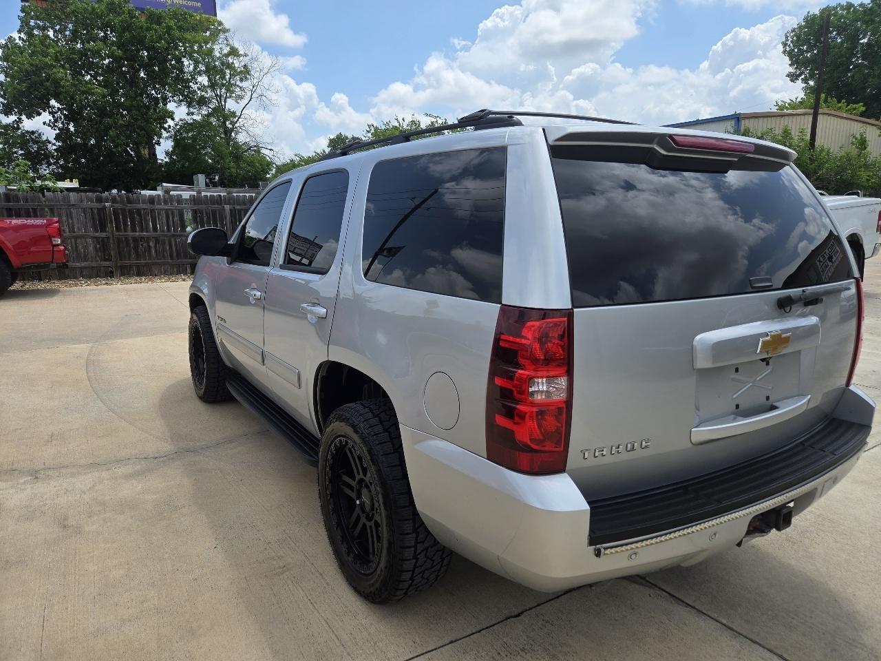 Chevrolet Tahoe 2WD 4dr LS 2014