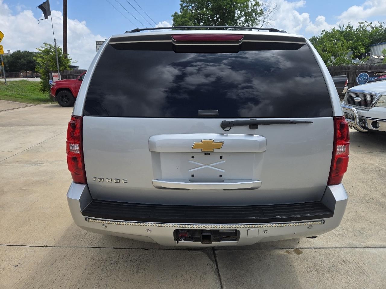 Chevrolet Tahoe 2WD 4dr LS 2014