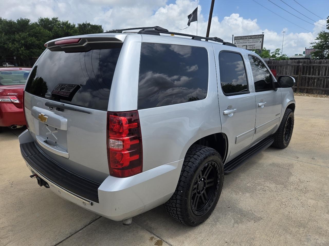 Chevrolet Tahoe 2WD 4dr LS 2014