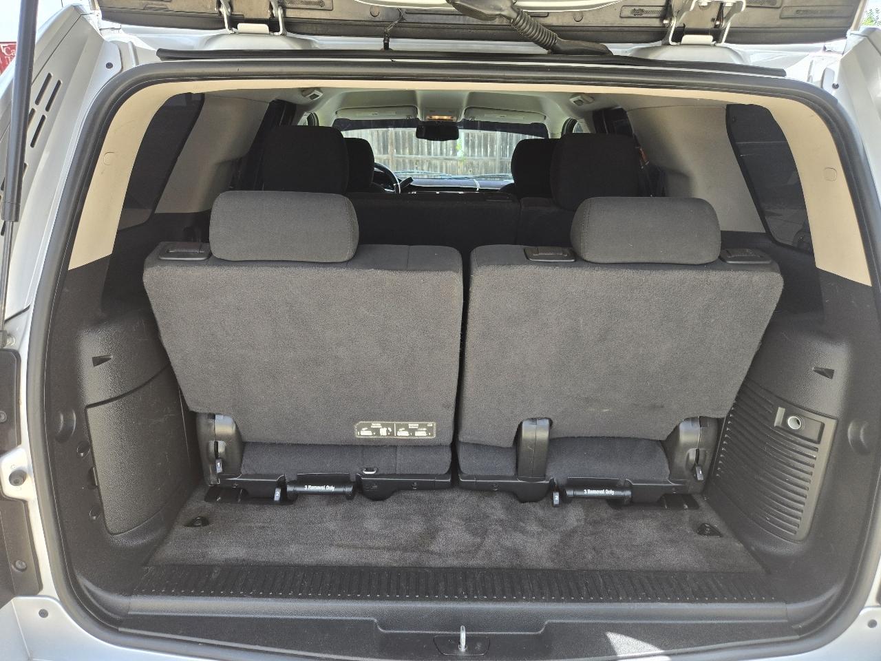 Chevrolet Tahoe 2WD 4dr LS 2014
