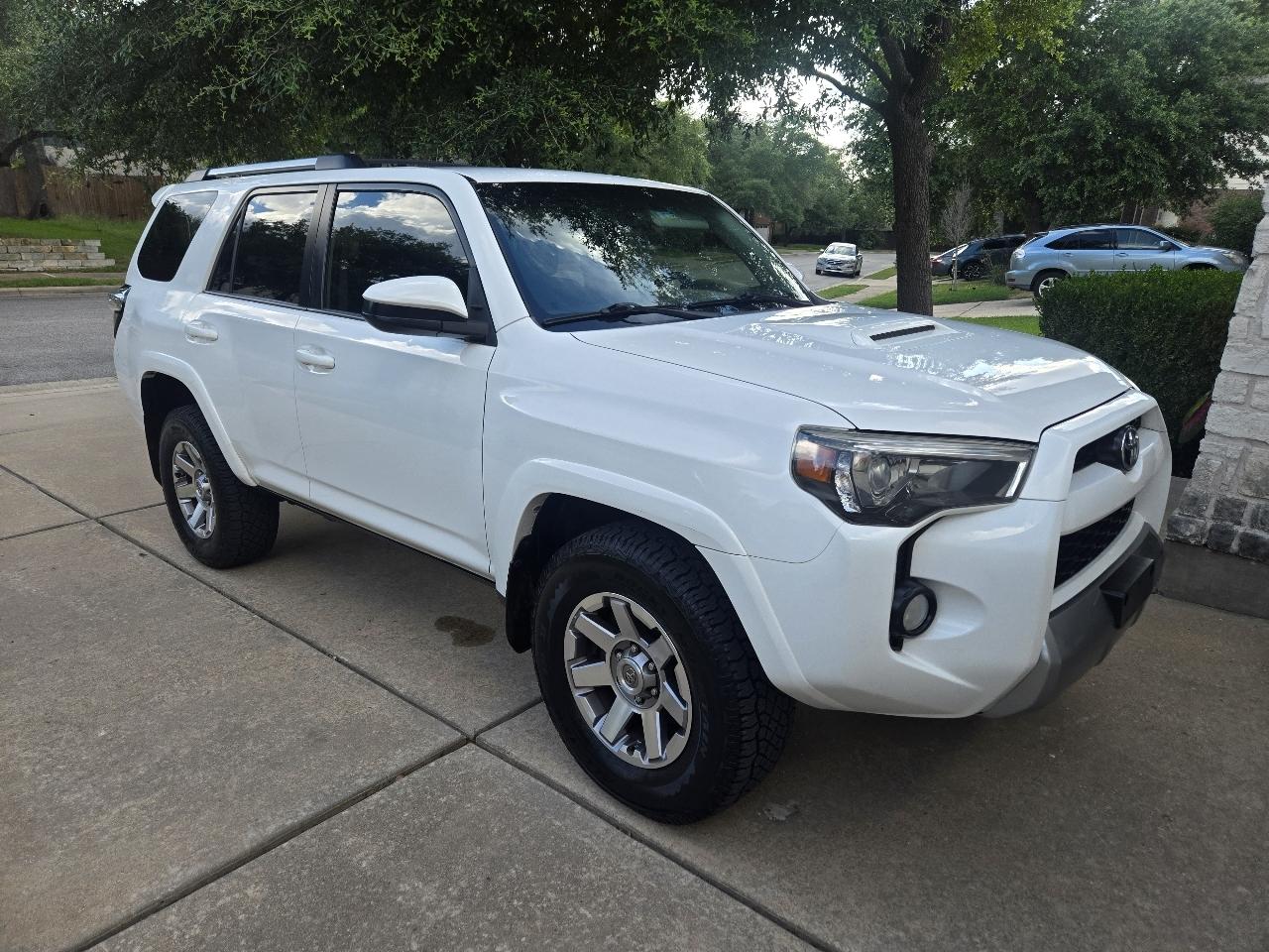 Toyota 4Runner 4WD 4dr V6 Trail (Natl) 2016