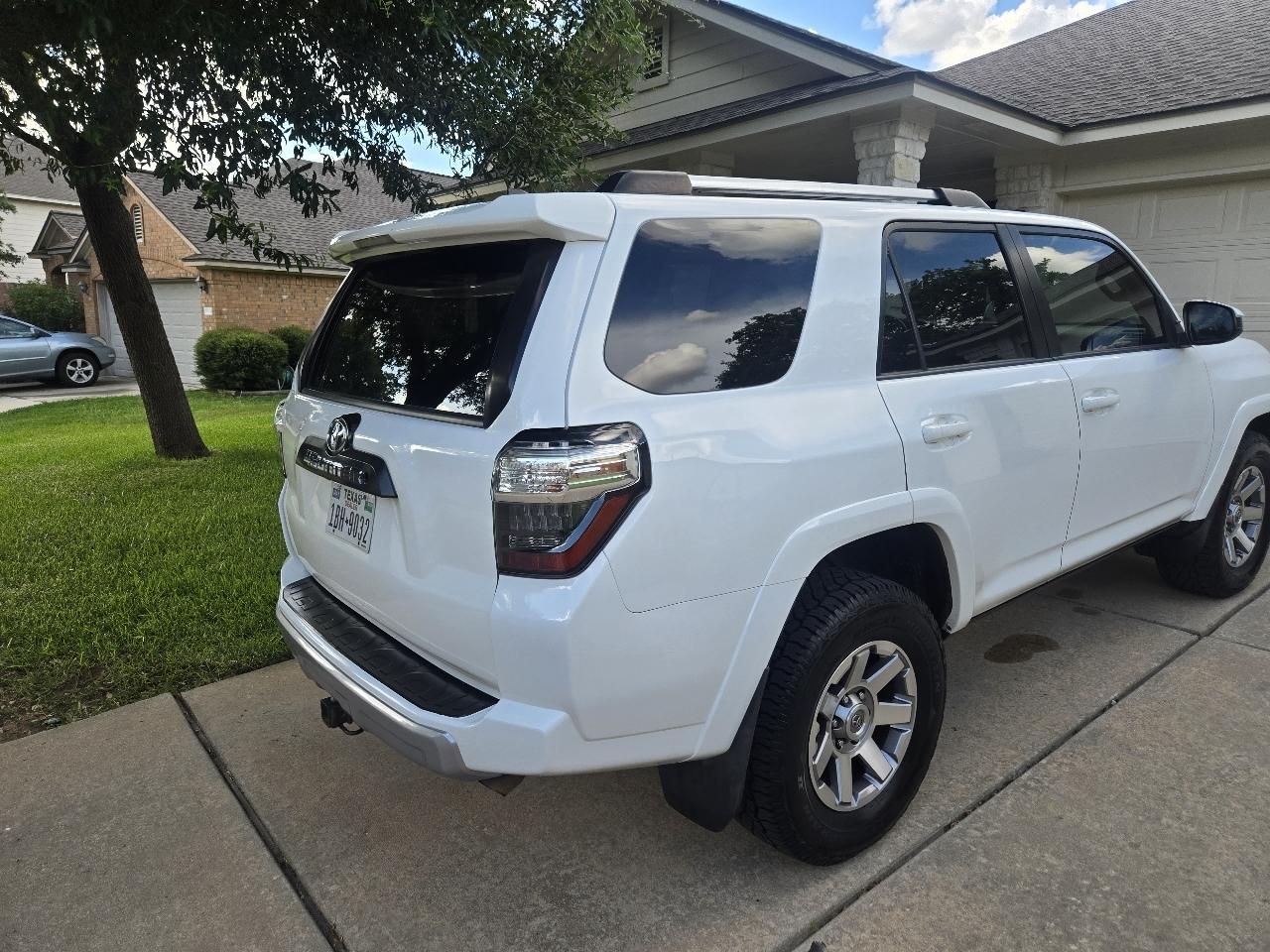 Toyota 4Runner 4WD 4dr V6 Trail (Natl) 2016