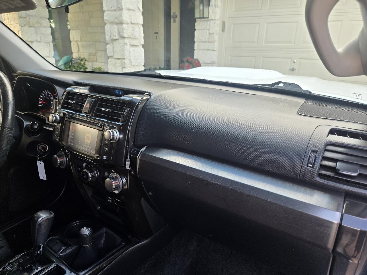 Toyota 4Runner 4WD 4dr V6 Trail (Natl) 2016