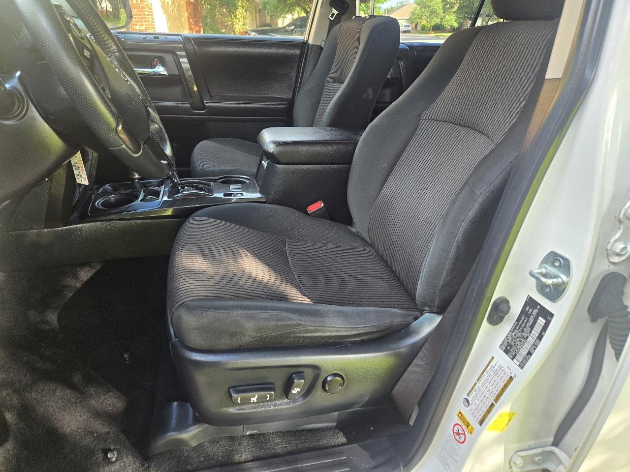 Toyota 4Runner 4WD 4dr V6 Trail (Natl) 2016
