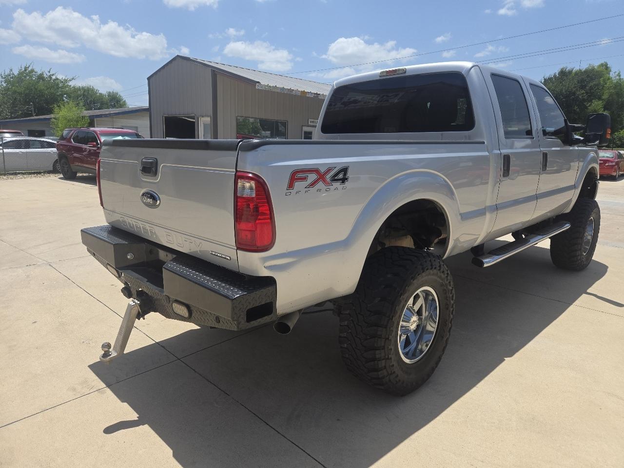 Ford Super Duty F-250 SRW  2012