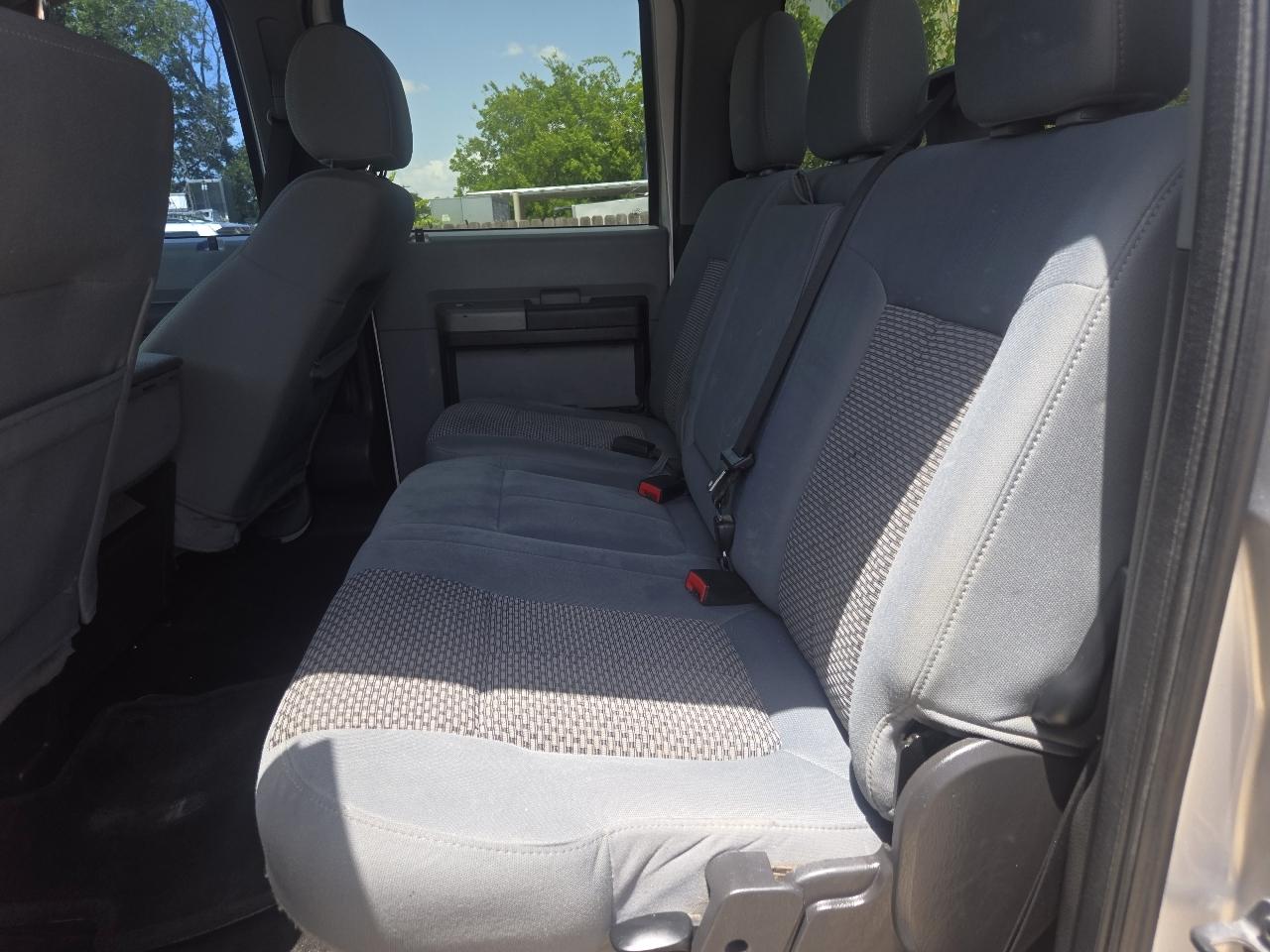Ford Super Duty F-250 SRW  2012