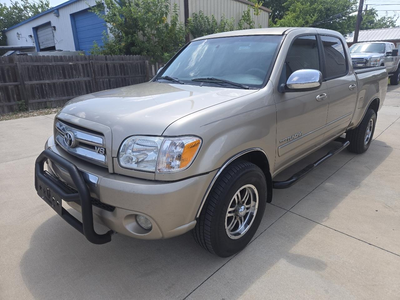 Toyota Tundra DoubleCab V8 SR5 (Natl) 2005