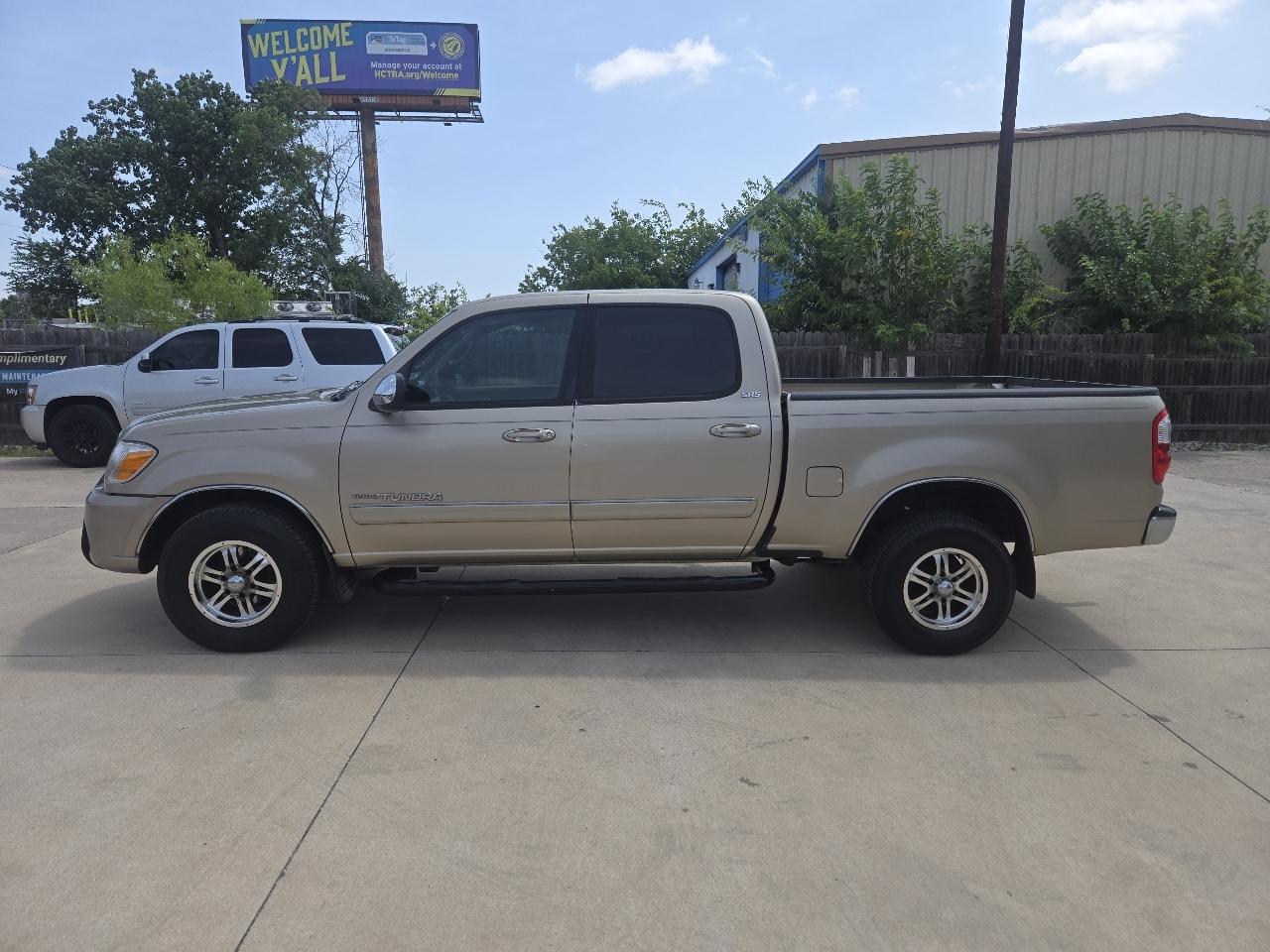 Toyota Tundra DoubleCab V8 SR5 (Natl) 2005