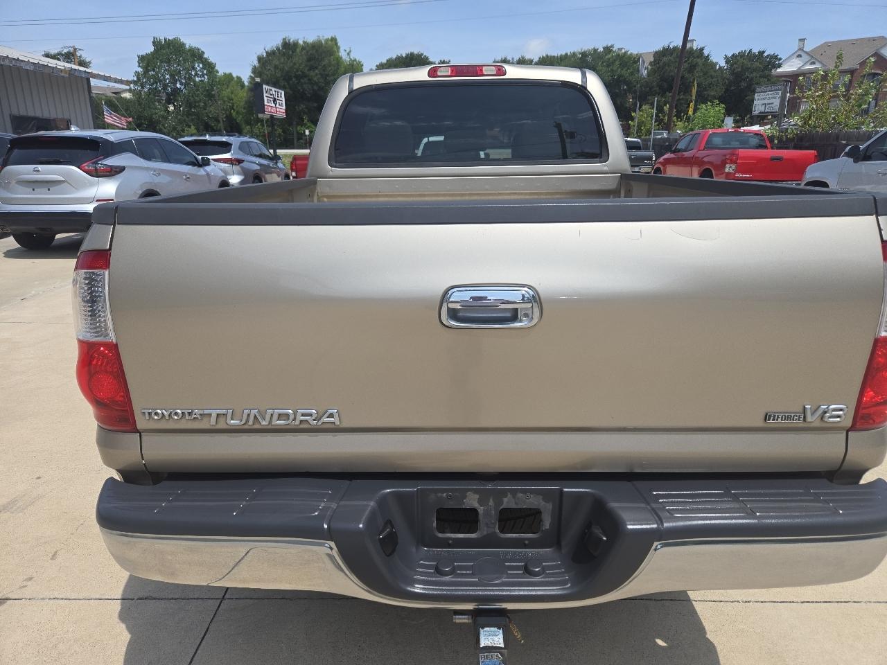 Toyota Tundra DoubleCab V8 SR5 (Natl) 2005