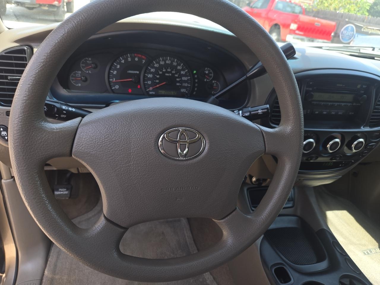Toyota Tundra DoubleCab V8 SR5 (Natl) 2005