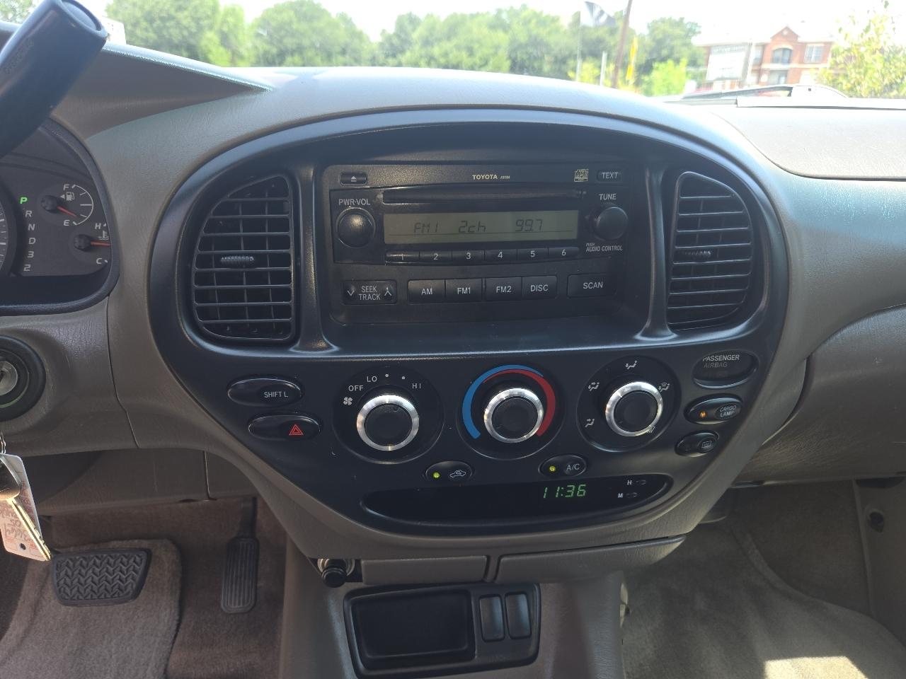 Toyota Tundra DoubleCab V8 SR5 (Natl) 2005