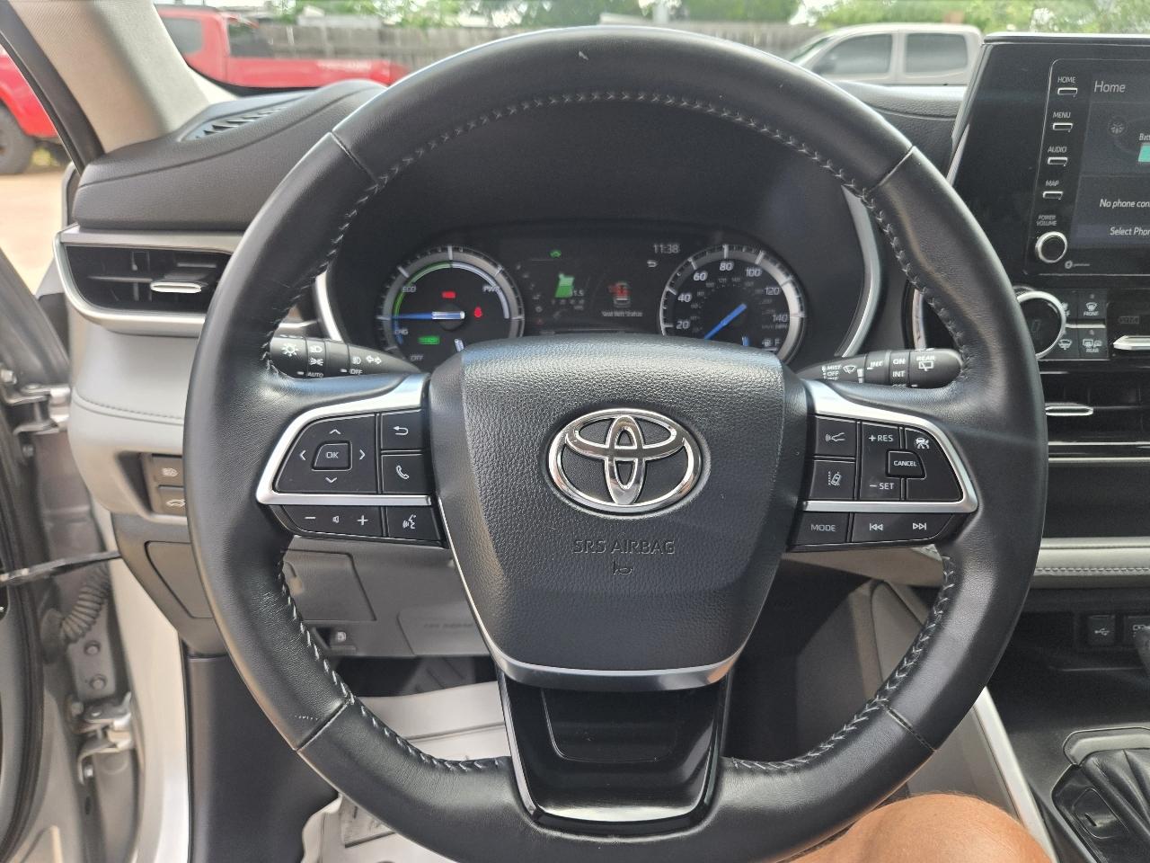 Toyota Highlander Hybrid XLE AWD (Natl) 2020