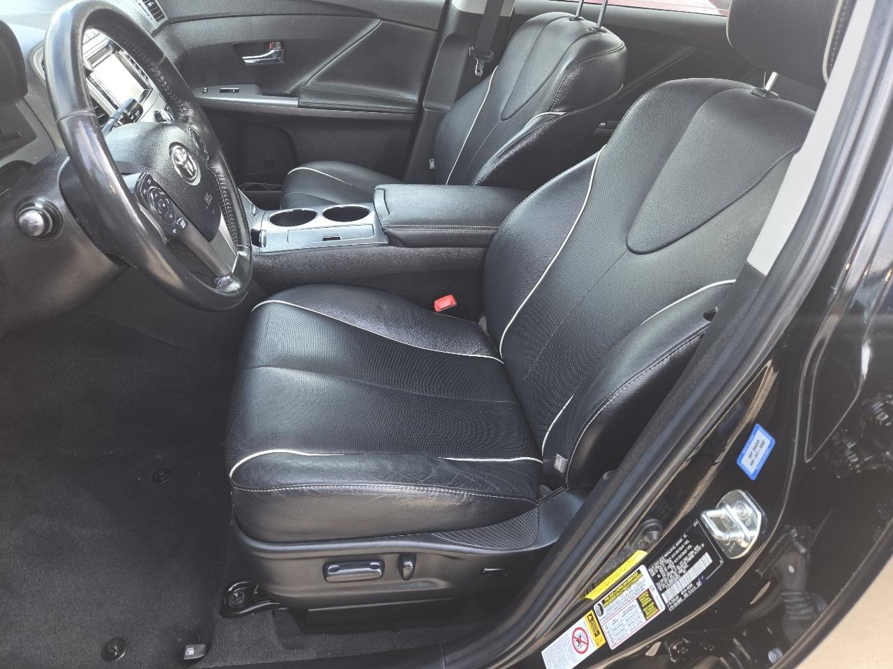 Toyota Venza 4dr Wgn V6 FWD LE (Natl) 2014