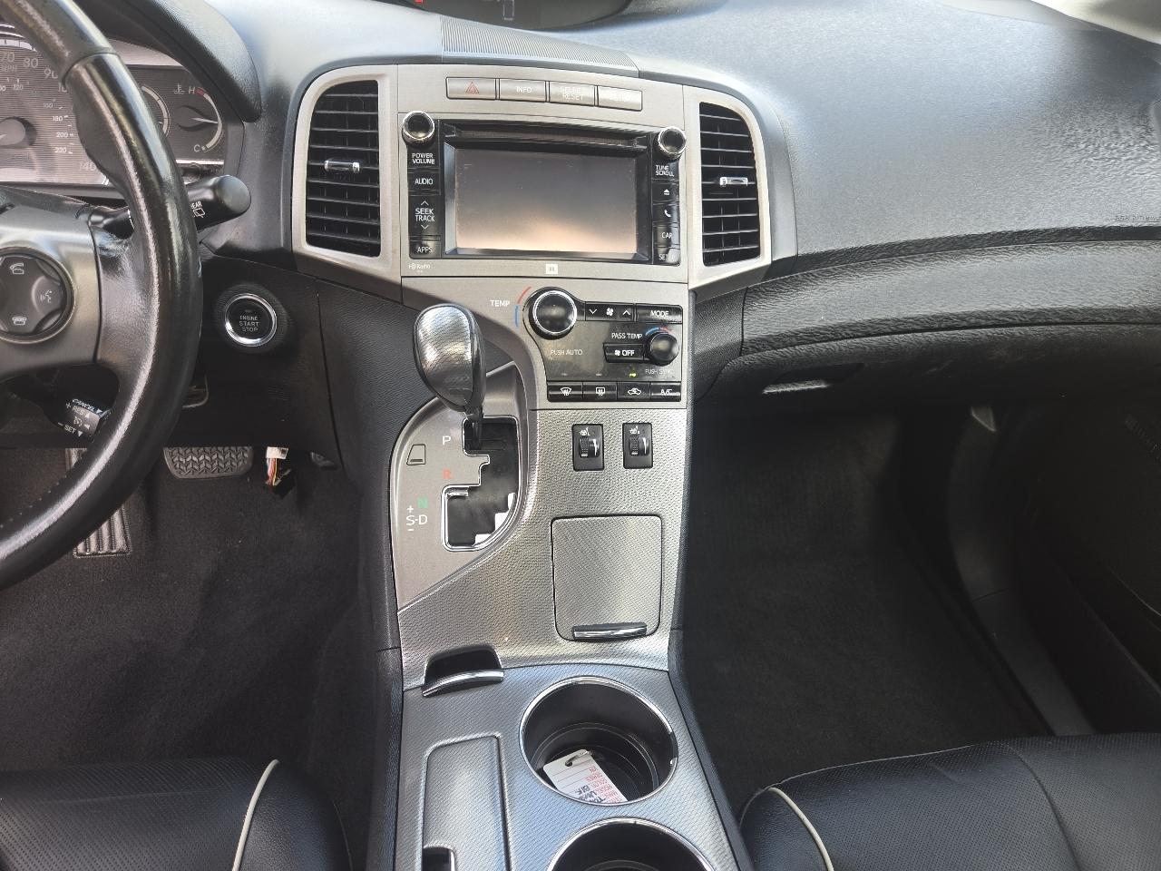 Toyota Venza 4dr Wgn V6 FWD LE (Natl) 2014