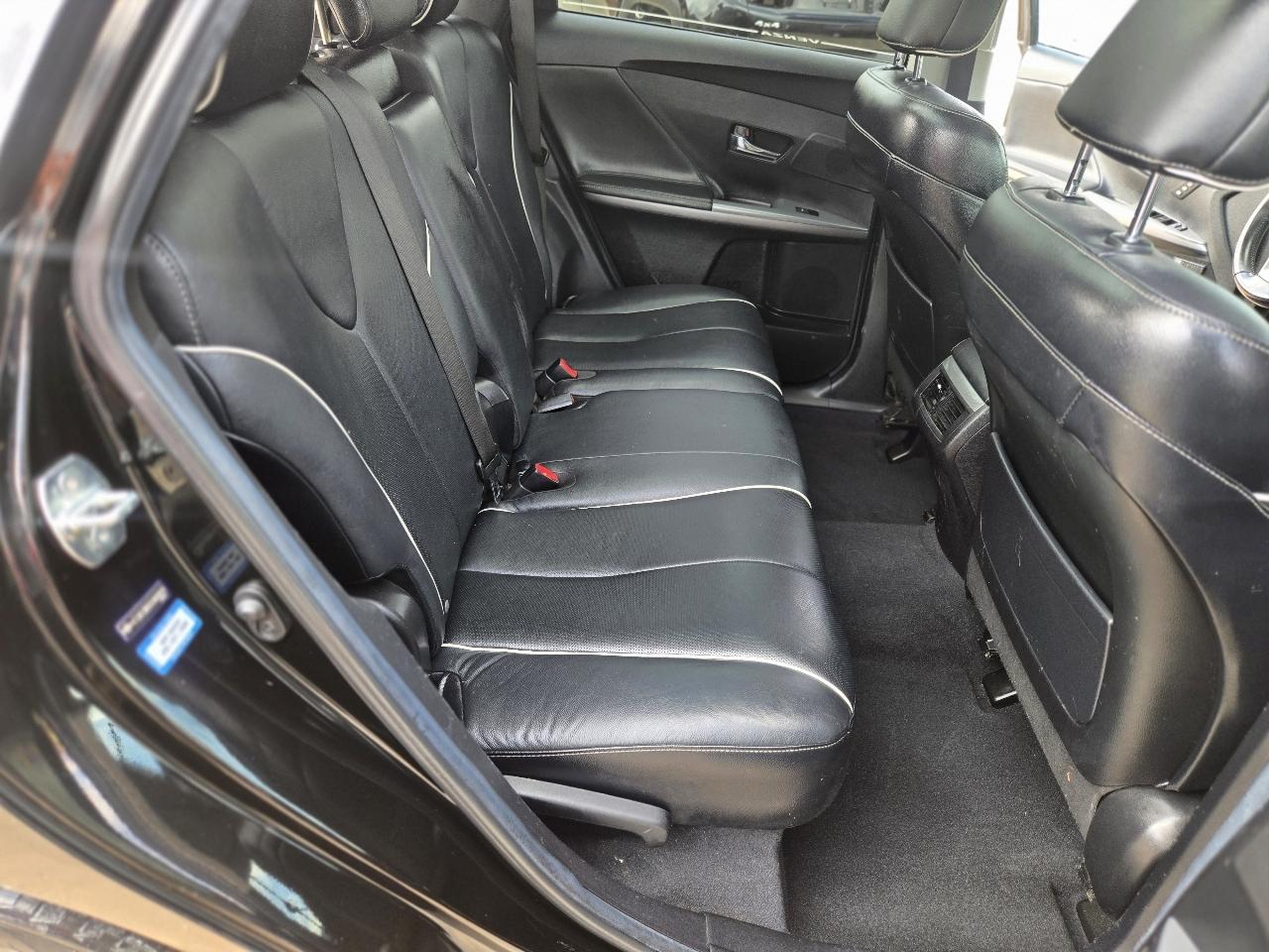 Toyota Venza 4dr Wgn V6 FWD LE (Natl) 2014
