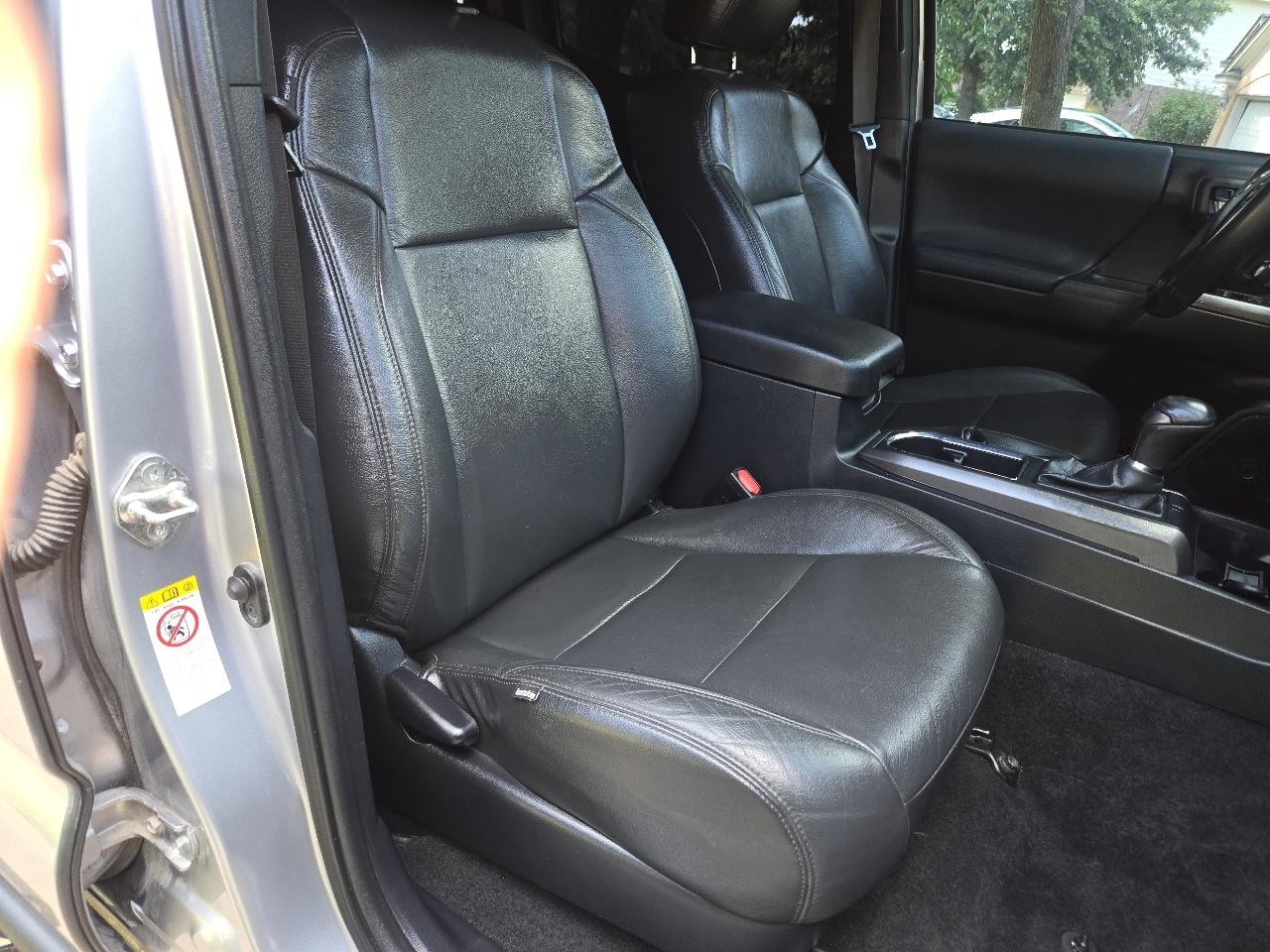 Toyota Tacoma TRD Off Road Double Cab 5' Bed V6 4x2 AT (Natl) 2018