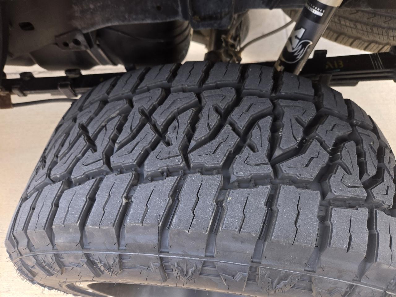 Toyota Tacoma TRD Off Road Double Cab 5' Bed V6 4x2 AT (Natl) 2018