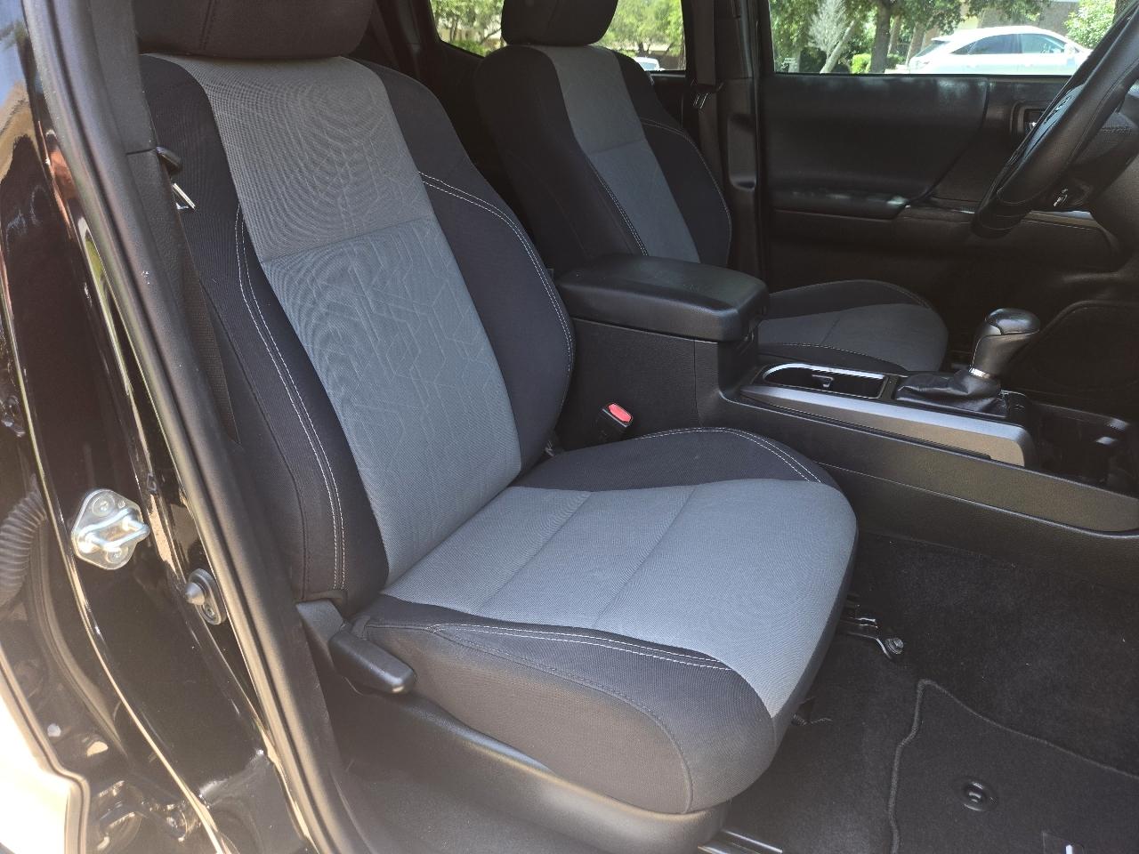 Toyota Tacoma 2WD TRD Off Road Double Cab 5' Bed V6 AT (Natl) 2020