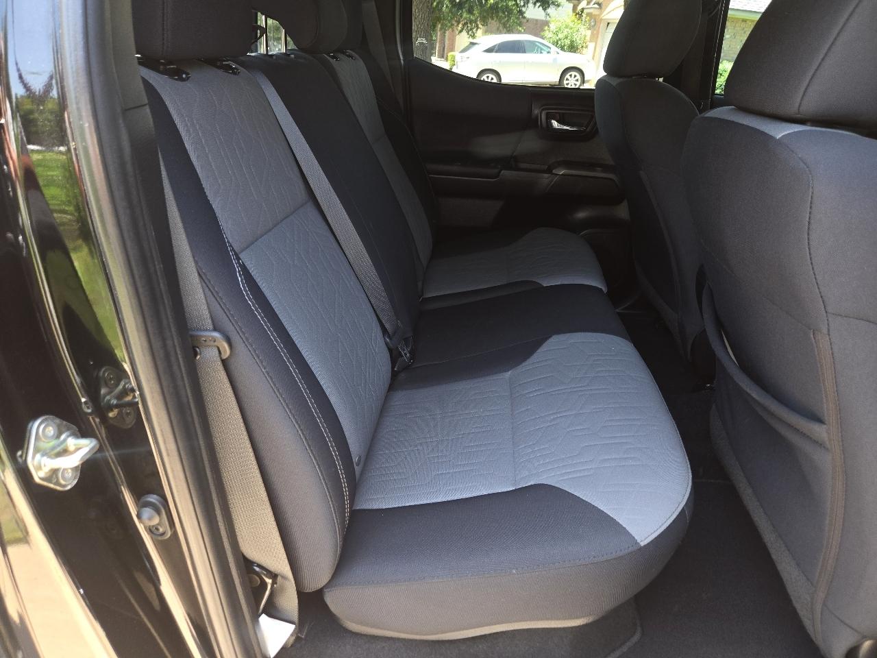 Toyota Tacoma 2WD TRD Off Road Double Cab 5' Bed V6 AT (Natl) 2020