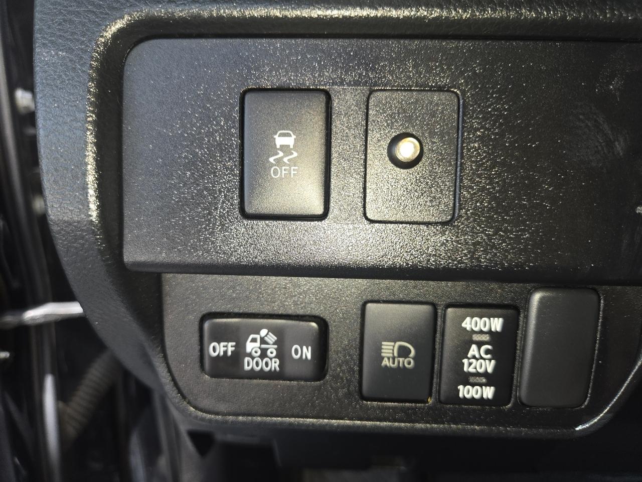 Toyota Tacoma 2WD TRD Off Road Double Cab 5' Bed V6 AT (Natl) 2020