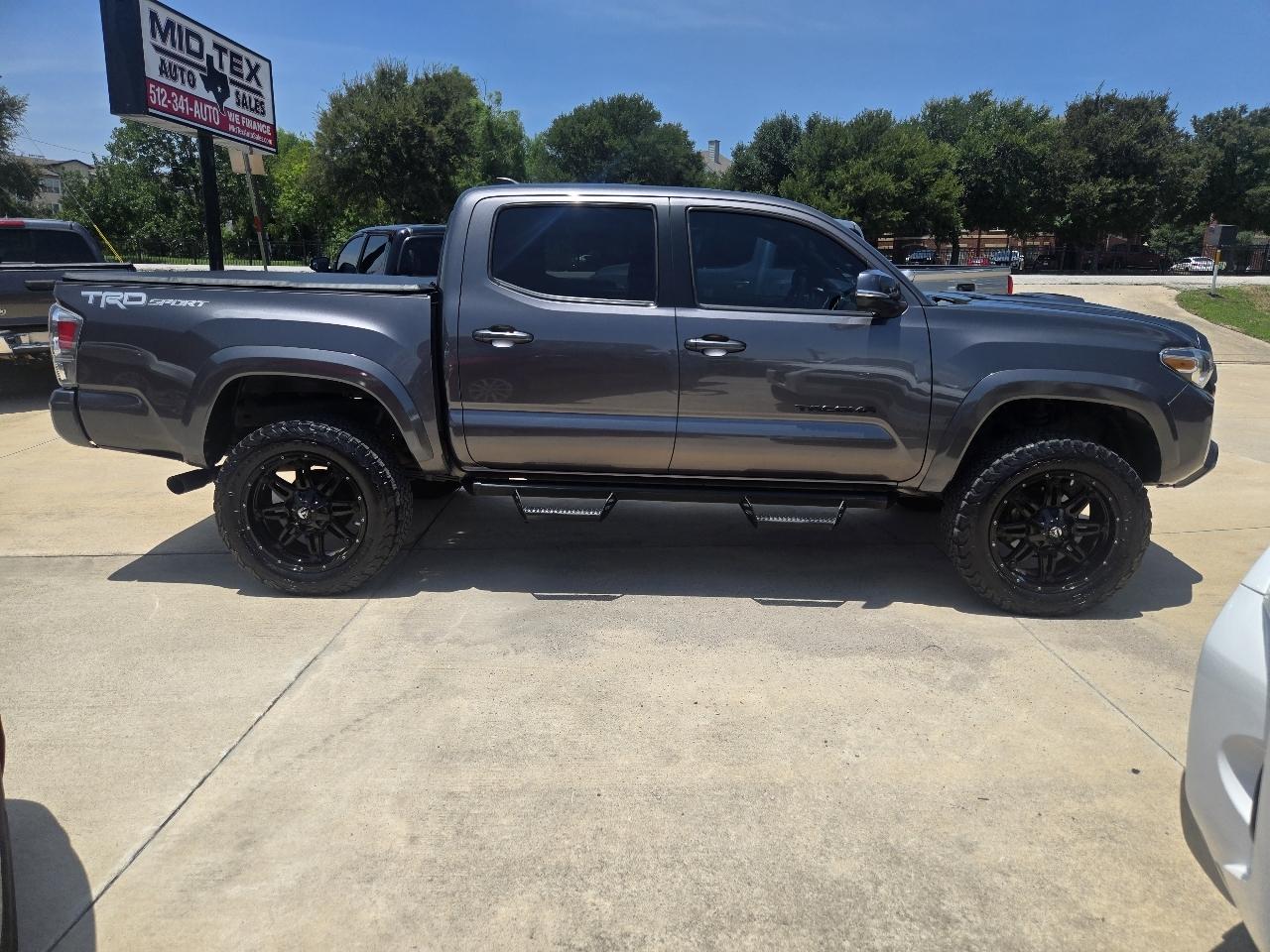 Toyota Tacoma TRD Sport Double Cab 2WD 2017