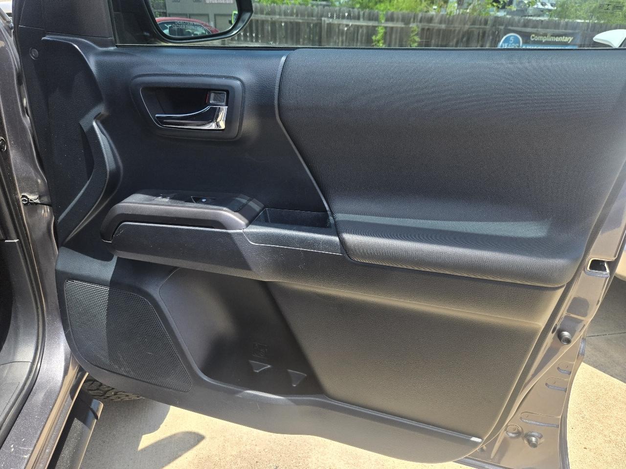 Toyota Tacoma TRD Sport Double Cab 2WD 2017