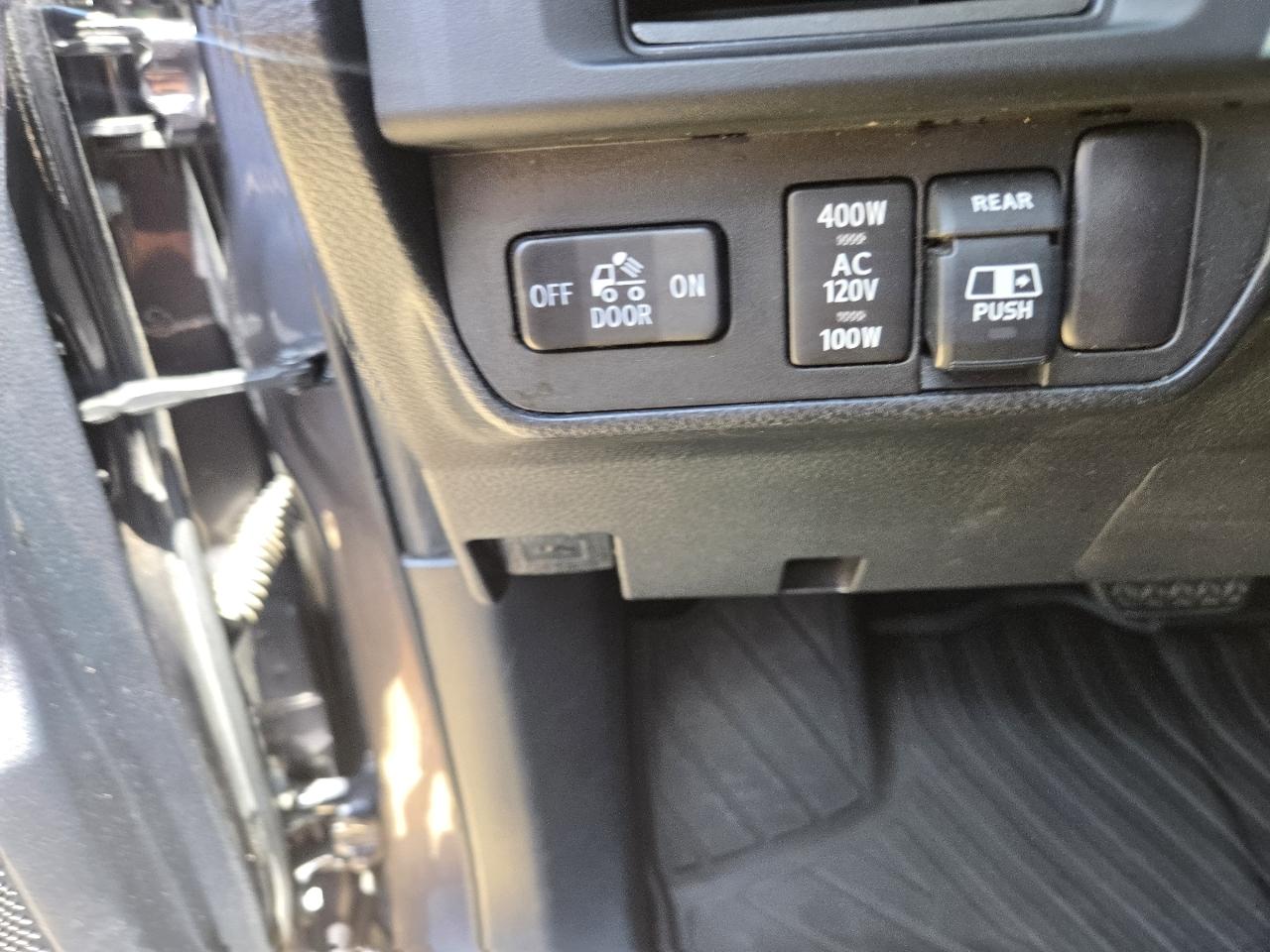 Toyota Tacoma TRD Sport Double Cab 2WD 2017