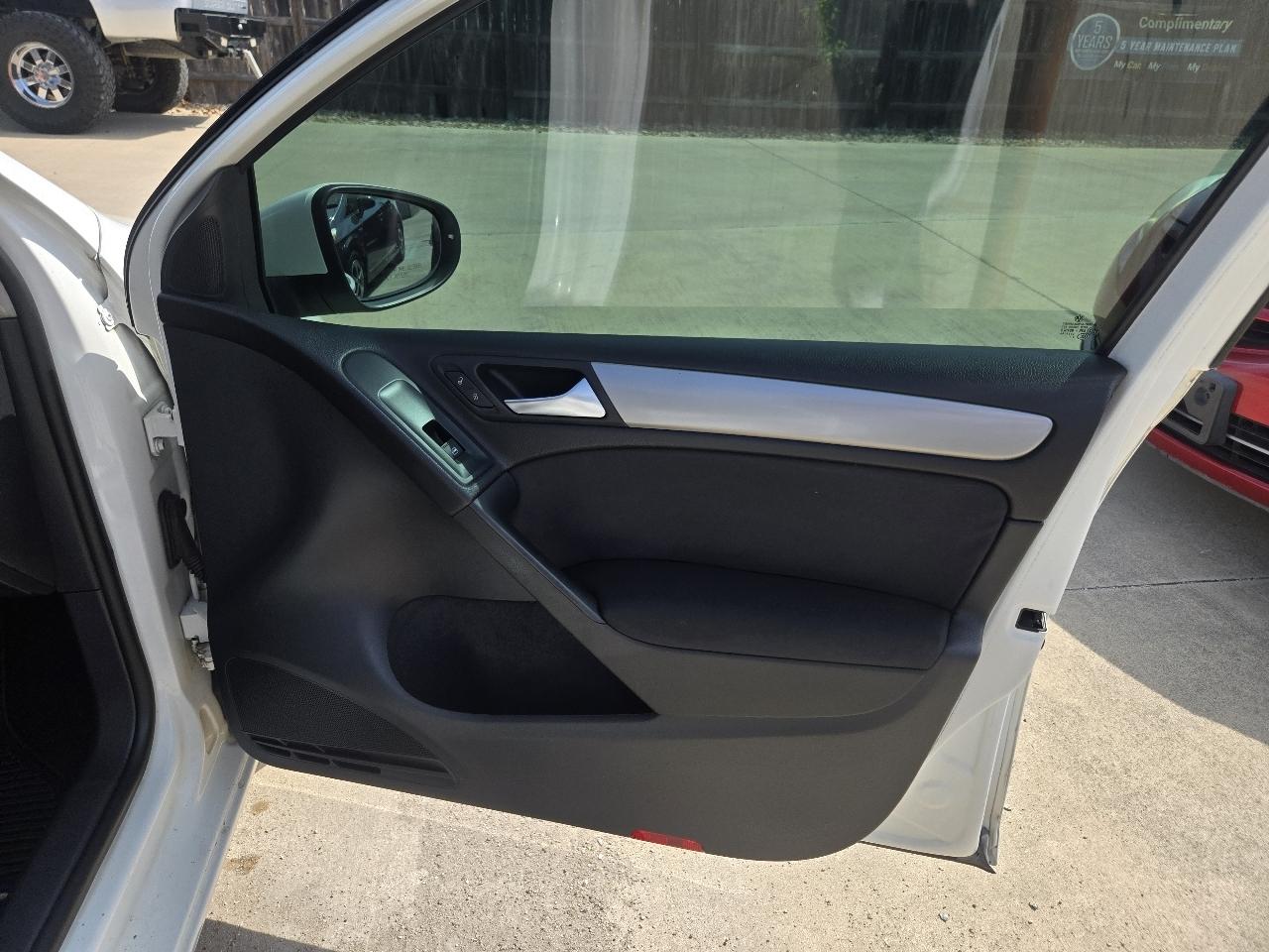 Volkswagen Golf 4dr HB DSG TDI 2013