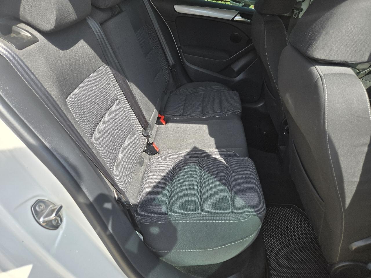Volkswagen Golf 4dr HB DSG TDI 2013