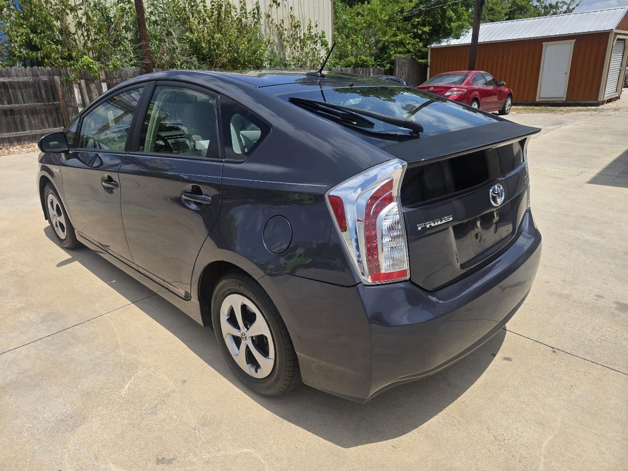 Toyota Prius 5dr HB II (Natl) 2012