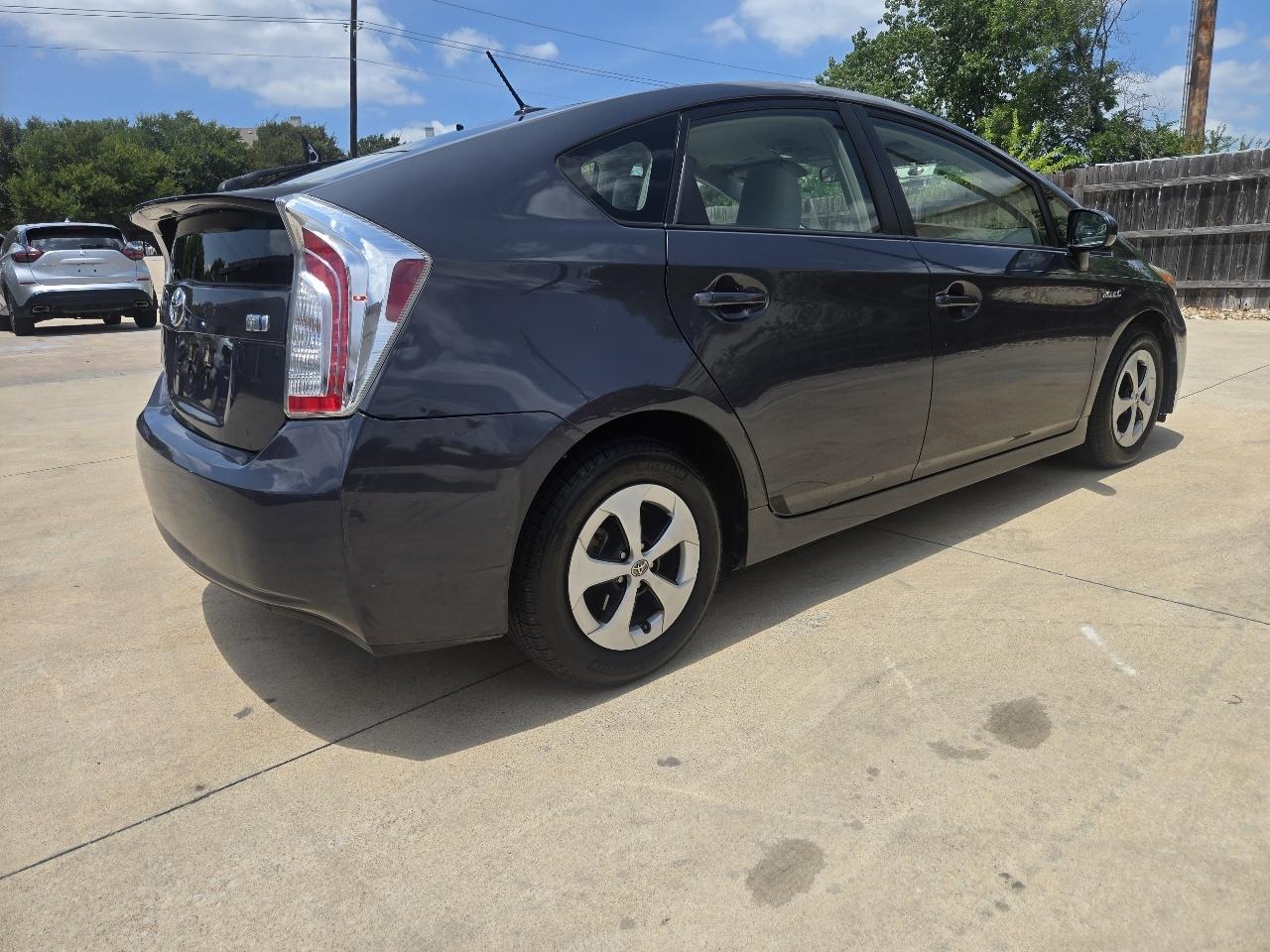 Toyota Prius 5dr HB II (Natl) 2012