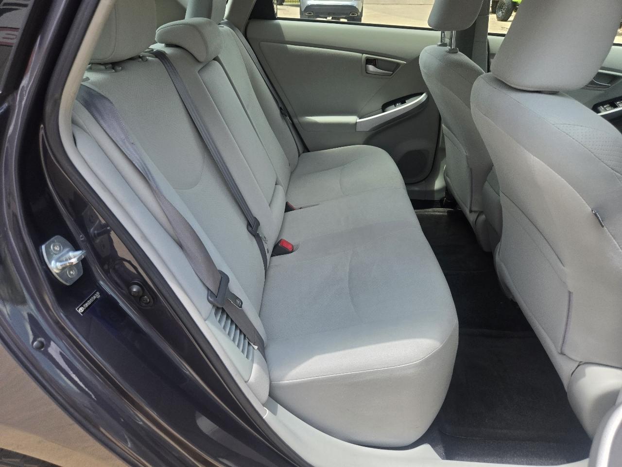 Toyota Prius 5dr HB II (Natl) 2012
