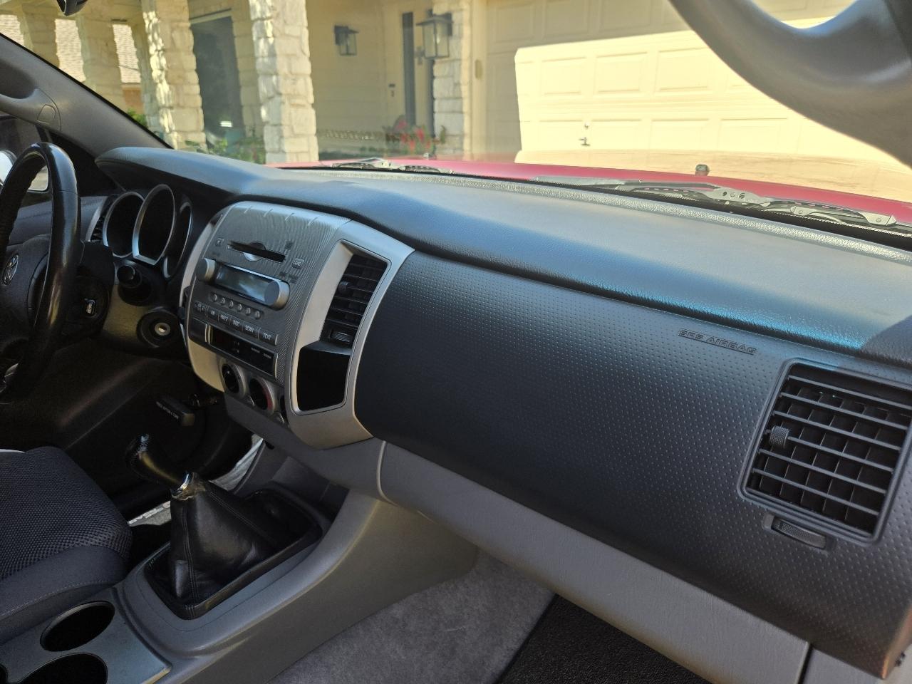 Toyota Tacoma Double 128" Manual 4WD (Natl) 2005