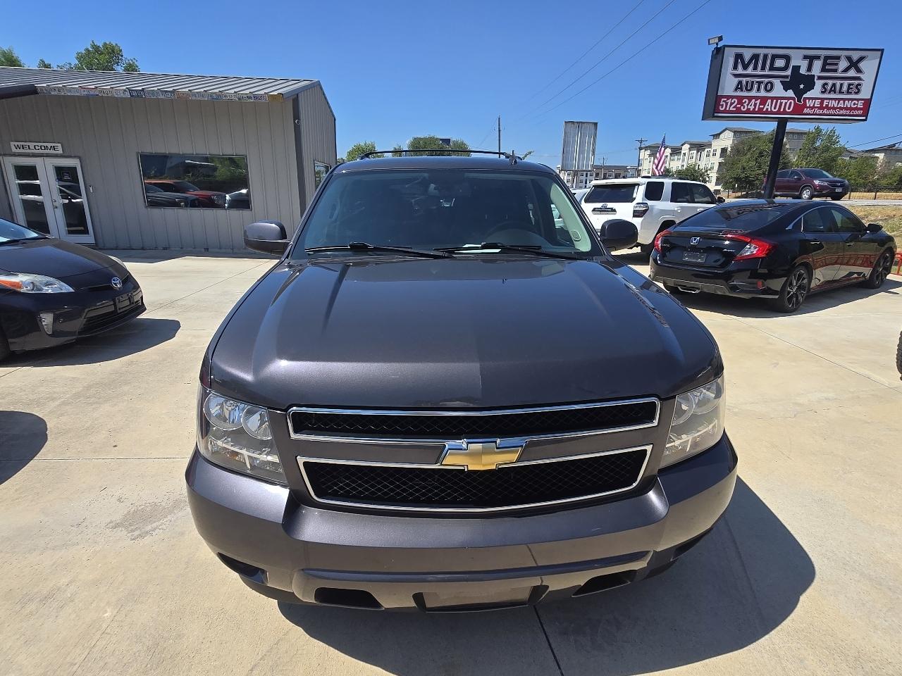Chevrolet Tahoe 2WD 4dr 1500 LT 2011
