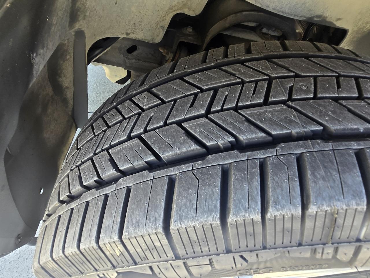 Chevrolet Tahoe 2WD 4dr 1500 LT 2011