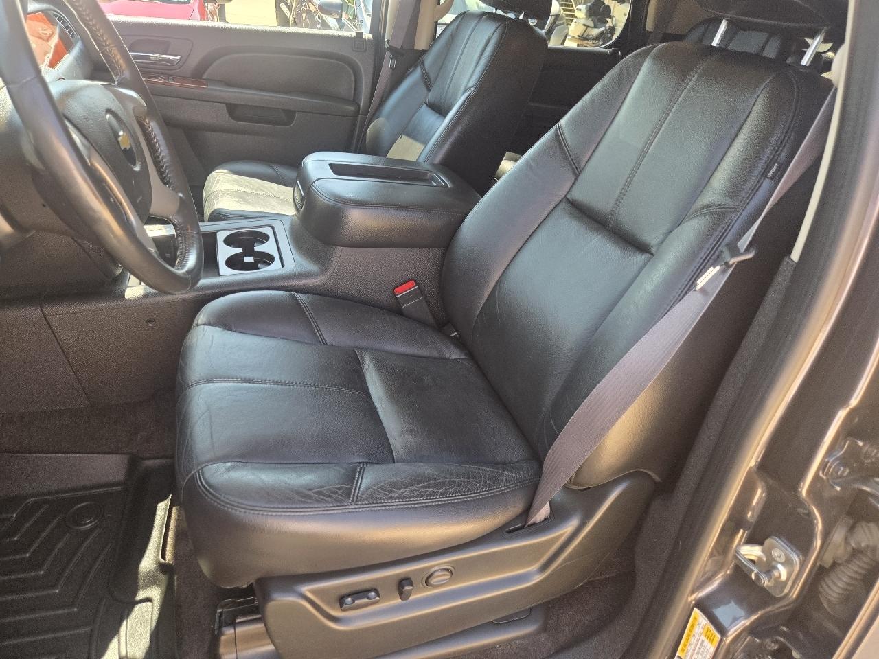 Chevrolet Tahoe 2WD 4dr 1500 LT 2011