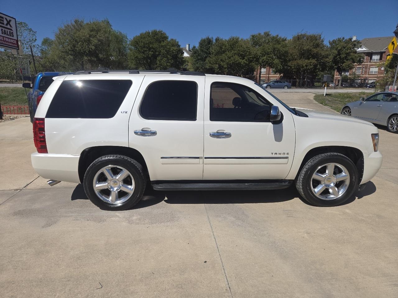 Chevrolet Tahoe 2WD 4dr 1500 LTZ 2013