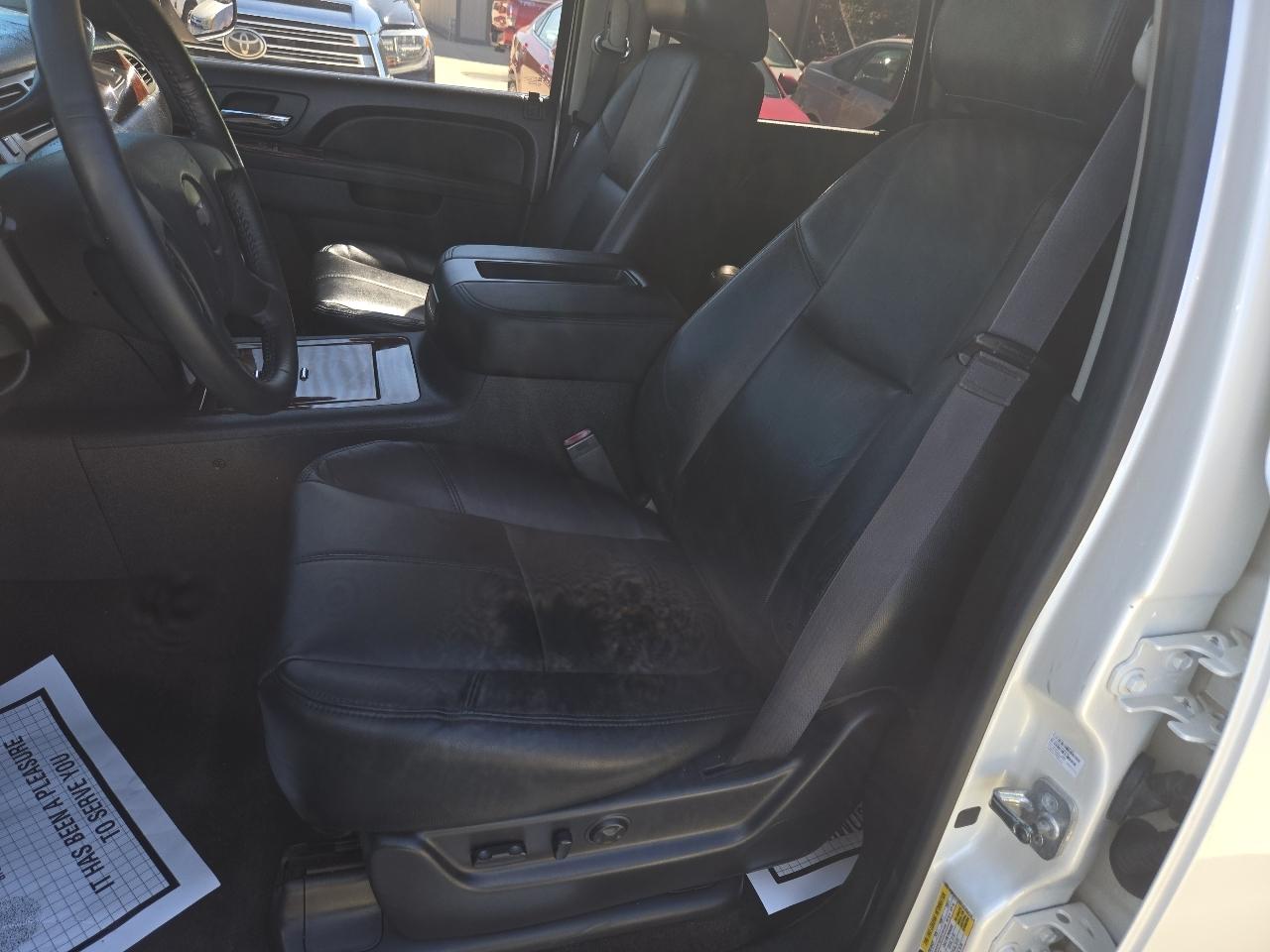 Chevrolet Tahoe 2WD 4dr 1500 LTZ 2013