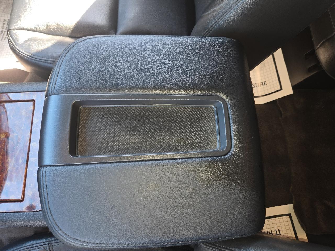 Chevrolet Tahoe 2WD 4dr 1500 LTZ 2013