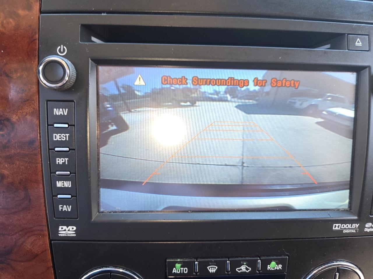 Chevrolet Tahoe 2WD 4dr 1500 LTZ 2013