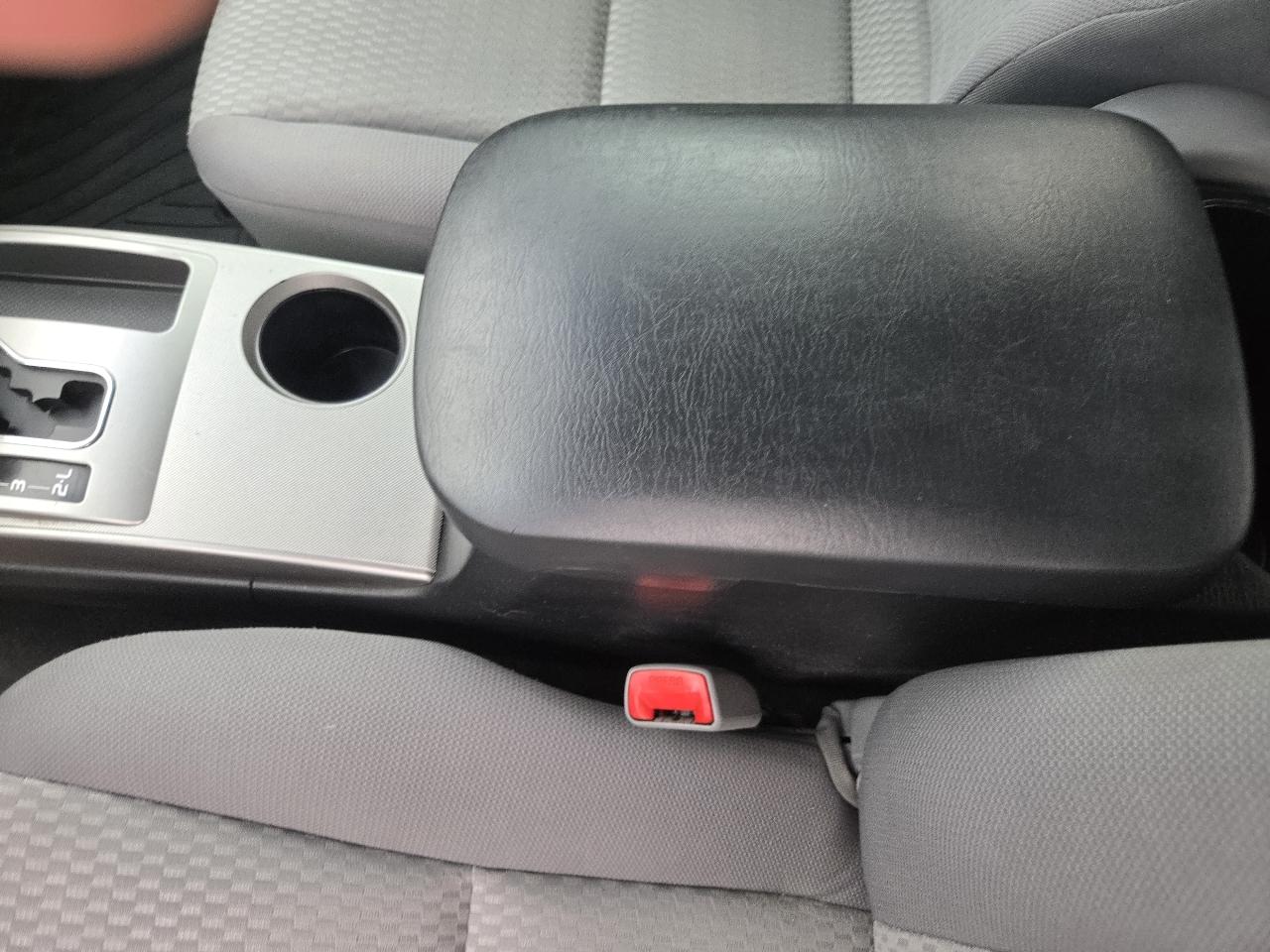 Toyota Tacoma 4WD Double Cab V6 AT (Natl) 2015