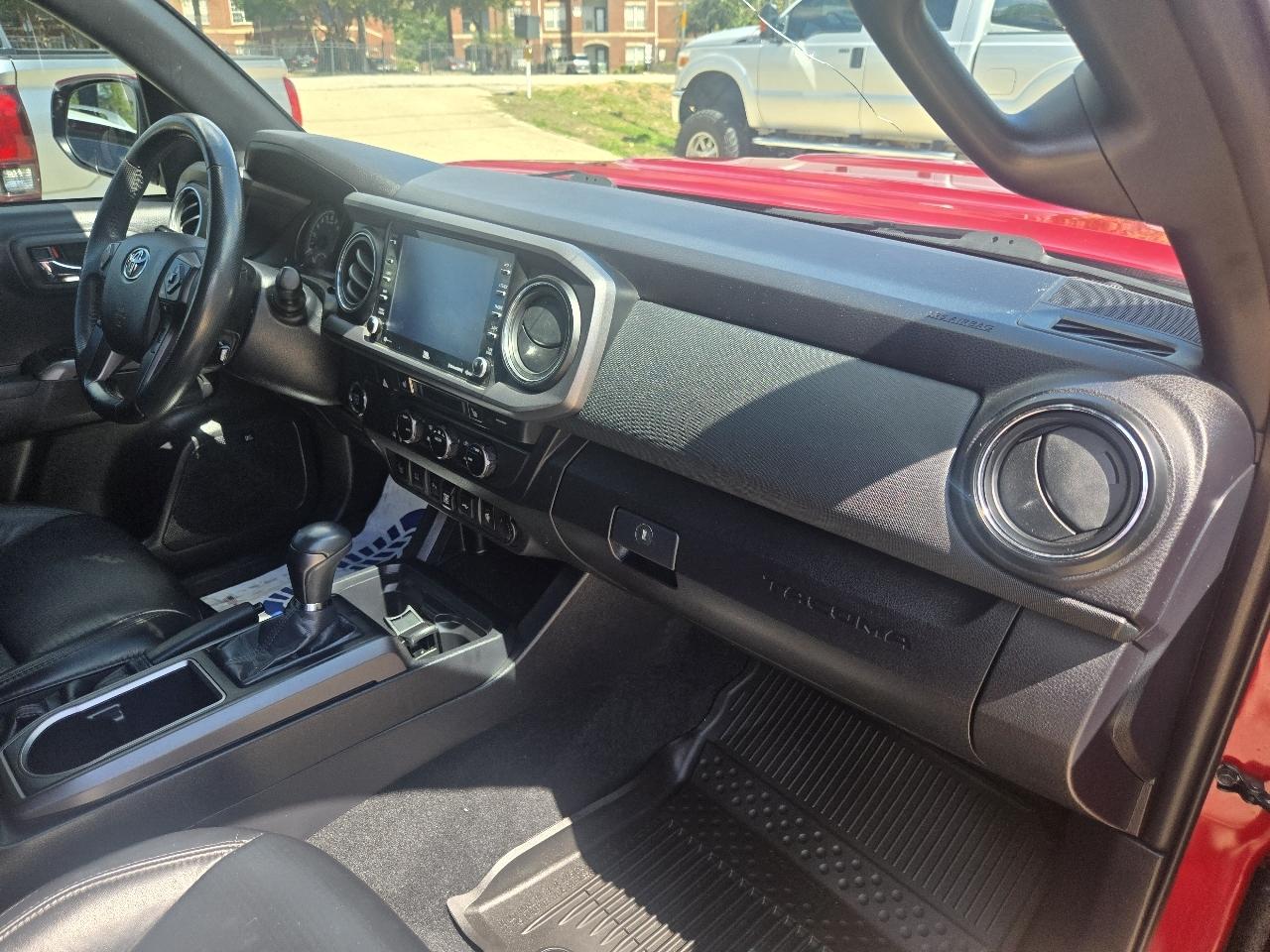 Toyota Tacoma 2WD TRD Sport Double Cab 5' Bed V6 AT (Natl) 2020
