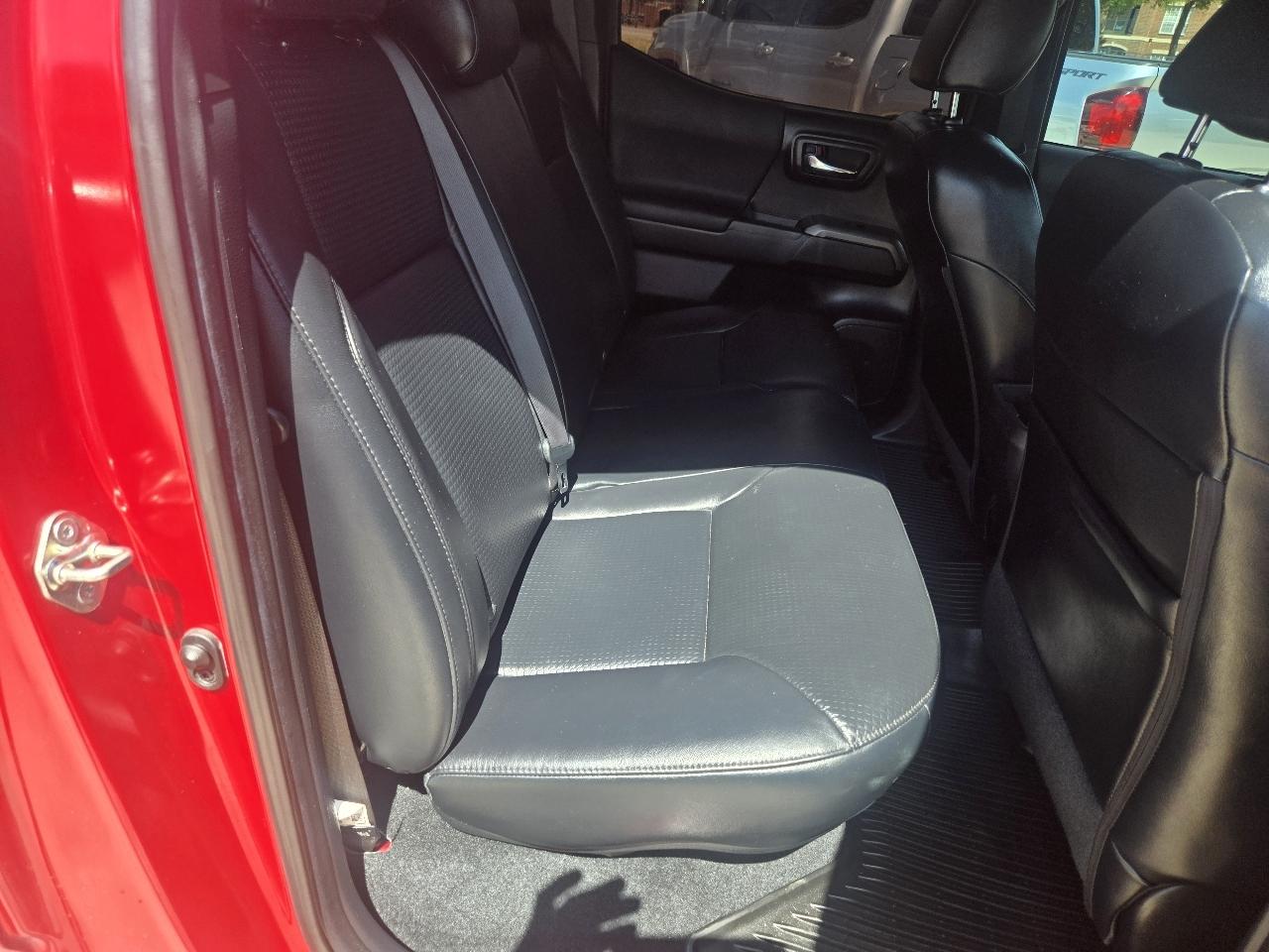 Toyota Tacoma 2WD TRD Sport Double Cab 5' Bed V6 AT (Natl) 2020