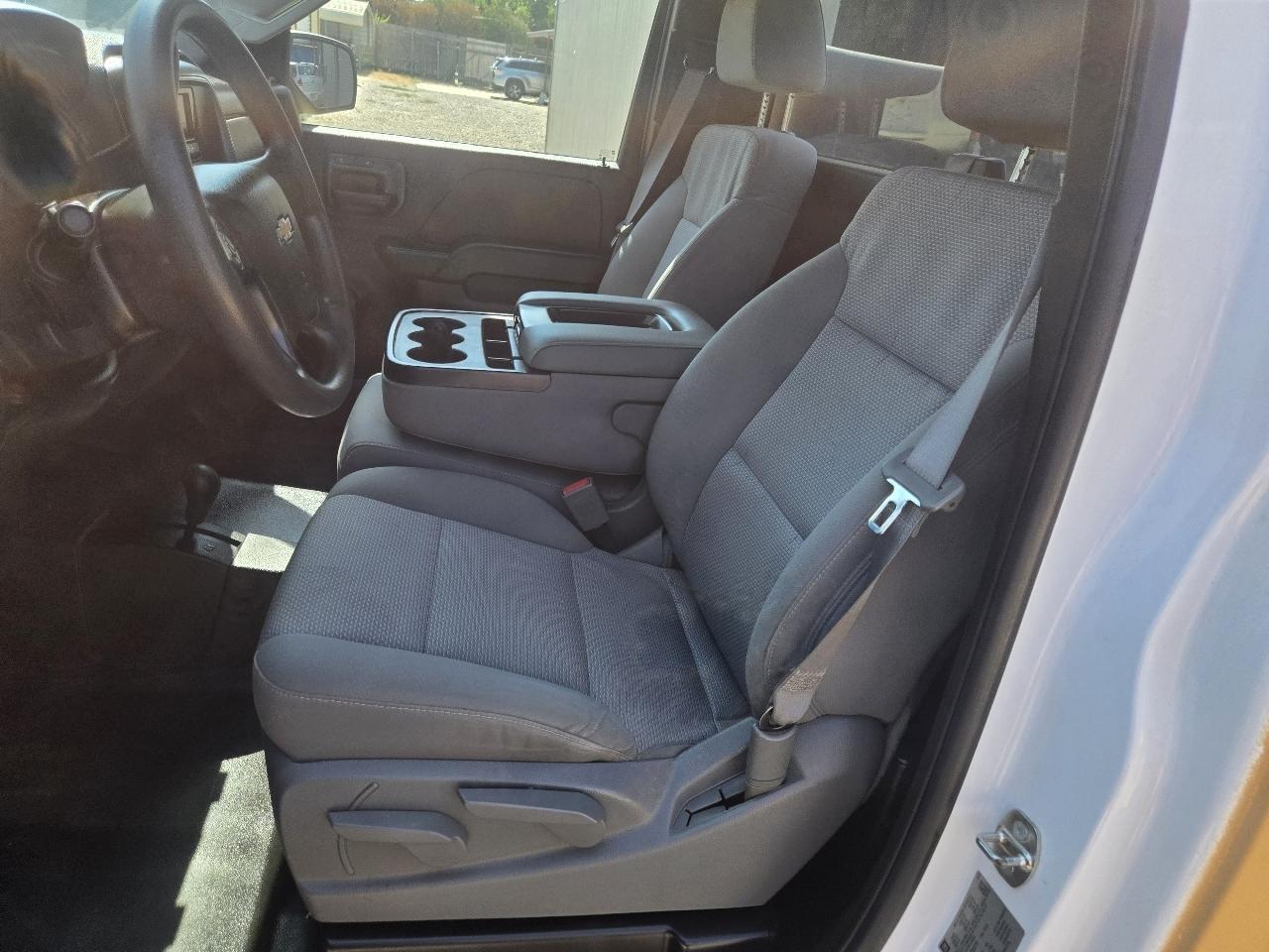 Chevrolet Silverado 1500 4WD Reg Cab 119.0" Work Truck 2015