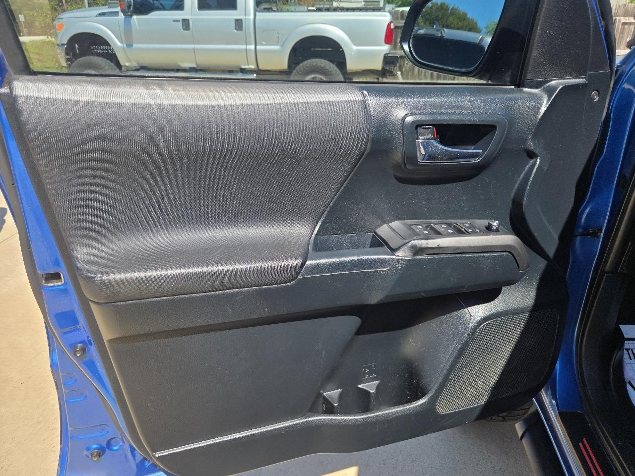 Toyota Tacoma TRD Sport Double Cab V6 2017