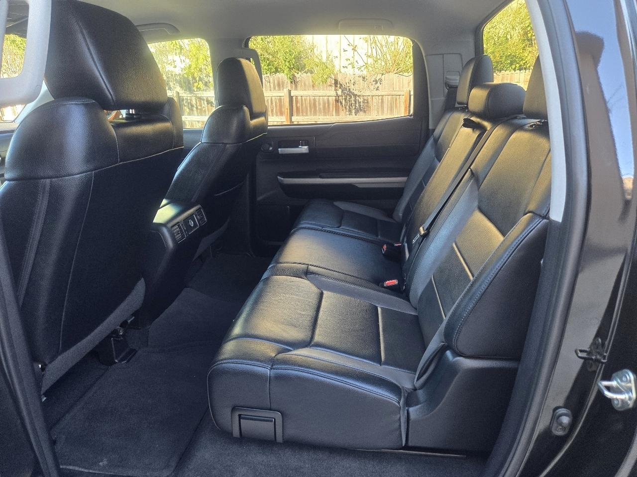 Toyota Tundra 4WD Limited CrewMax 5.5' Bed (Natl) 2019