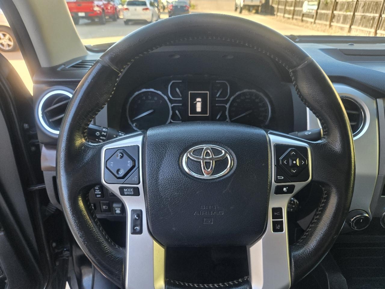 Toyota Tundra 4WD Limited CrewMax 5.5' Bed (Natl) 2019