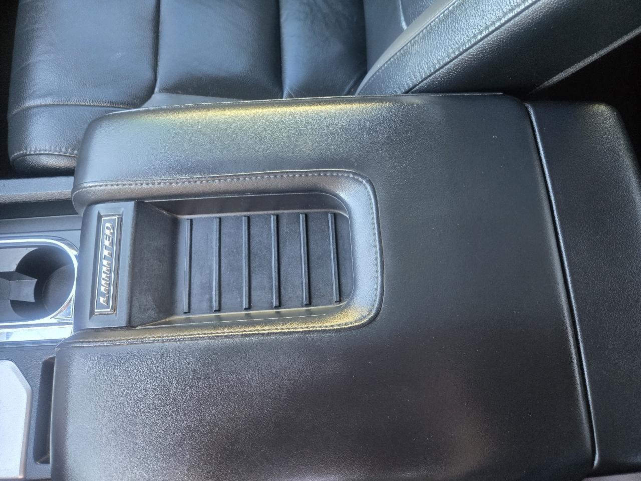 Toyota Tundra 4WD Limited CrewMax 5.5' Bed (Natl) 2019