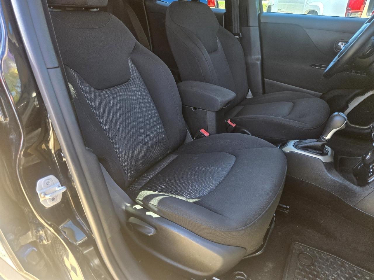 Jeep Renegade 4WD 4dr Latitude 2016