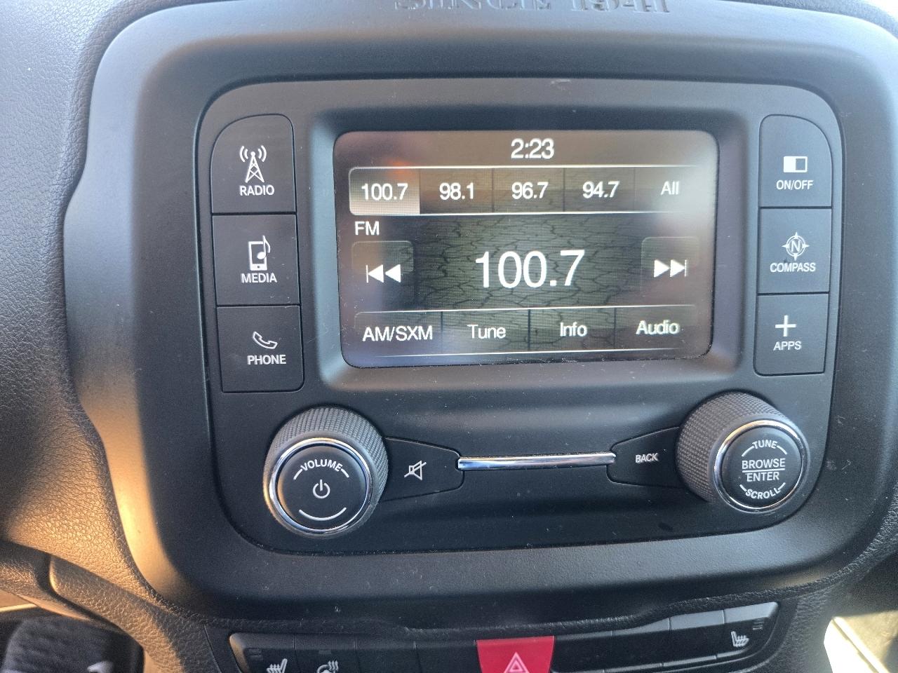 Jeep Renegade 4WD 4dr Latitude 2016